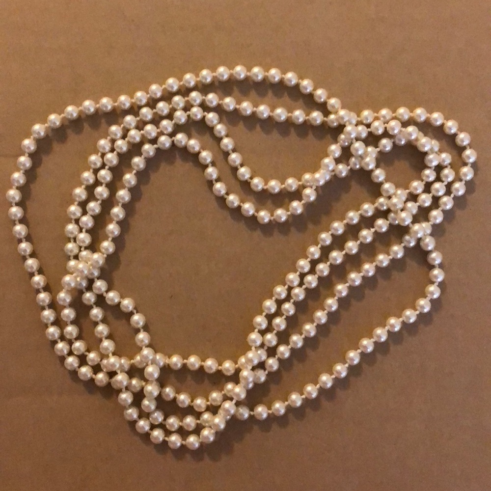 Pearl Necklace : worn 7 times